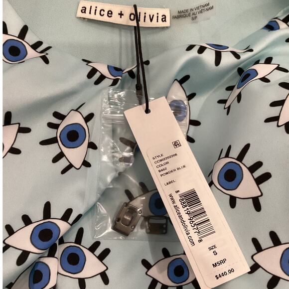 Alice + Olivia Skye Trumpet Sleeve Boyfriend Blazer Powder Blue Size Small NWT - Picture 13 of 15